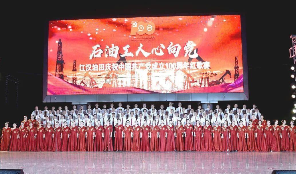 探讨热点话题,热议成年人带小孩子买了高铁票后,没有时间陪小孩子回去让小孩子自己去坐高铁可以嘛?